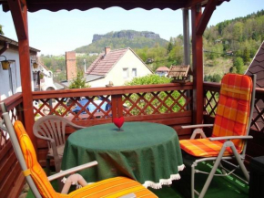Ferieneinrichtungen-Haus-am-Stein-Haus-2-Saechsische-Schweiz-Koenigstein